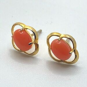Vtg 14k Gold Post Coral Cabochon Stone Gold Plated Stud Earrings 11mm